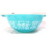 Vintage Pyrex butterprint #442 mixing bowl