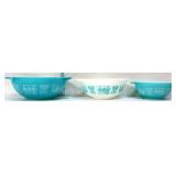 3 piece vntg Pyrex butterprint mixing bowl set
