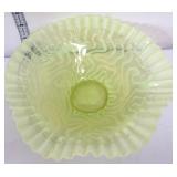 Jefferson vaseline topaz swirl bowl, glows