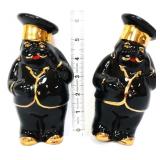 Lot of 2 6in black figural shakers