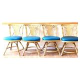 Lot of 4 iron barstools with pineapple backs