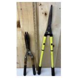 2 Hedge Shears