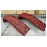 2 Metal Ramps