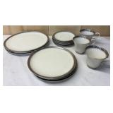 Aladdin Fine China Dishware