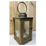 Rustic Wood Candle Lantern Décor