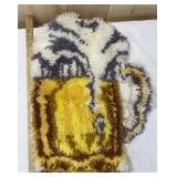 Beer Mug Hook Rug