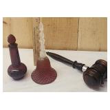 Avon Collectibles/gavel