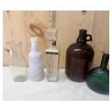 5 Vintage Decanters, Craft, Bottles