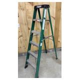 6' Fiberglass Ladder