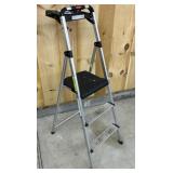 Rubbermaid Step Stool