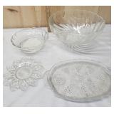 4 Vintage Glassware