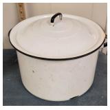 Enamelware Stock Pot w/ Lid