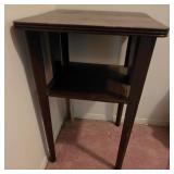 Wood End Table 15.5x15.5x 26'T