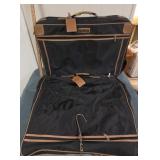 Oscar De La'Renta Luggage Set