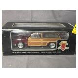 1949 FORD WOODY WAGON 1/18 SCALE DIE CAST CAR