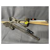 LARGE RIDGE PIPE WRENCH, MAUL, CLAMP