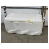 LARGE IGLOO COOLER, NO LATCHES
