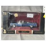 1961 LINCOLN X-100 KENNEDY 1/24 SCALE DIE CAST C