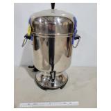 FABRAWARE ELECTRIC COFFEE POT