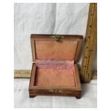 SMALL GREETINGS WOOD TRINKET BOX