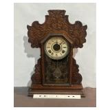 ANTIQUE WATERBURY "GINGERBREAD" MANTEL CLOCK