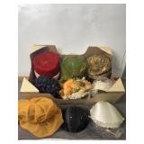 SEVERAL VINTAGE WOMEN