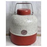 RED & WHITE INSULATED PICNIC JUG OR THERMOS