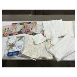 VINTAGE PLACE MATS, LINEN