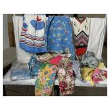 COLLECTION VINTAGE APRONS