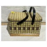 TIN PICNIC BASKET