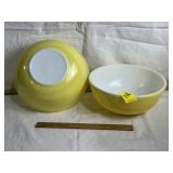 2 VINTAGE PRIMARY COLOR YELLOW PYREX BOWLS