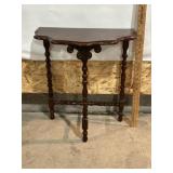 VINTAGE DARK WOOD 3 LEG END TABLE, 24" T