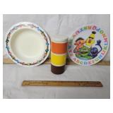 VINTAGE TUPPERWARE STACKABLE SPICE SHAKER SET