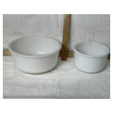 VINTAGE MILK GLASS MIXING BOWLS