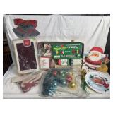 SEVERAL VINTAGE CHRISTMAS DECORATIONS, GARLAND