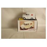 MEADOW GOLD DIVCO TRUCK