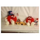 M & M PLUSH TOYS, RACE CAR CANDY DISPENSER