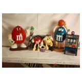 PLASTIC M & M DISPENSER COLLECTIBLES, SLOT MACHINE