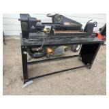 WOOD WORKING LATHE - UNTESTED