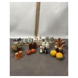 VTG. COLLECTION SALT & PEPPER SHAKERS