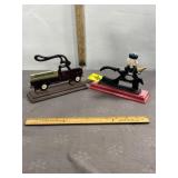 CAST IRON NUT CRACKERS