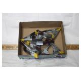 SEVERAL SPRING CLAMPS