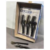 WIRE BRUSHES