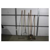 YARD TOOLS, SHOVEL, RACK, PITCH FORK