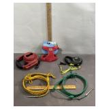 PET LEASHES