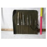 SET OF FILES IN CANVAS HOLDER