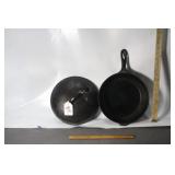 WAGNERWARE CAST IRON CHICKEN W/ VENT HOLE LID