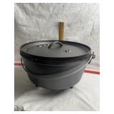NEW LODGE CAST IRON DUTCH OVEN #12