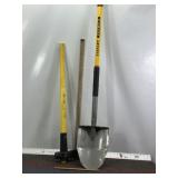 STANLEY FATMAX SHOVEL LIKE NEW, FIBERGLASS HAND AX