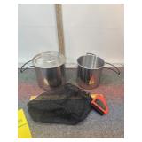 2 SMALL CAMPING BOILING POTS